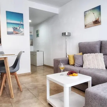 La Pausa Apartment *